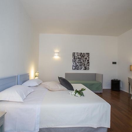 Li Pappi Antico Casale Bed & Breakfast Galatina Room photo