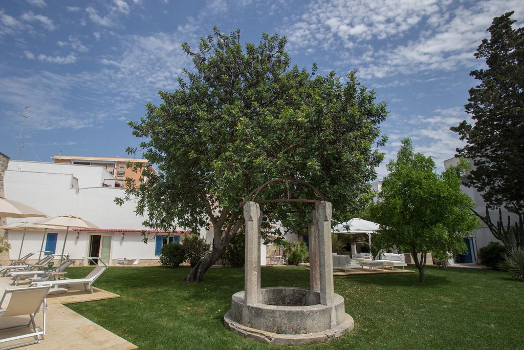 Li Pappi Antico Casale Bed & Breakfast Galatina Exterior photo