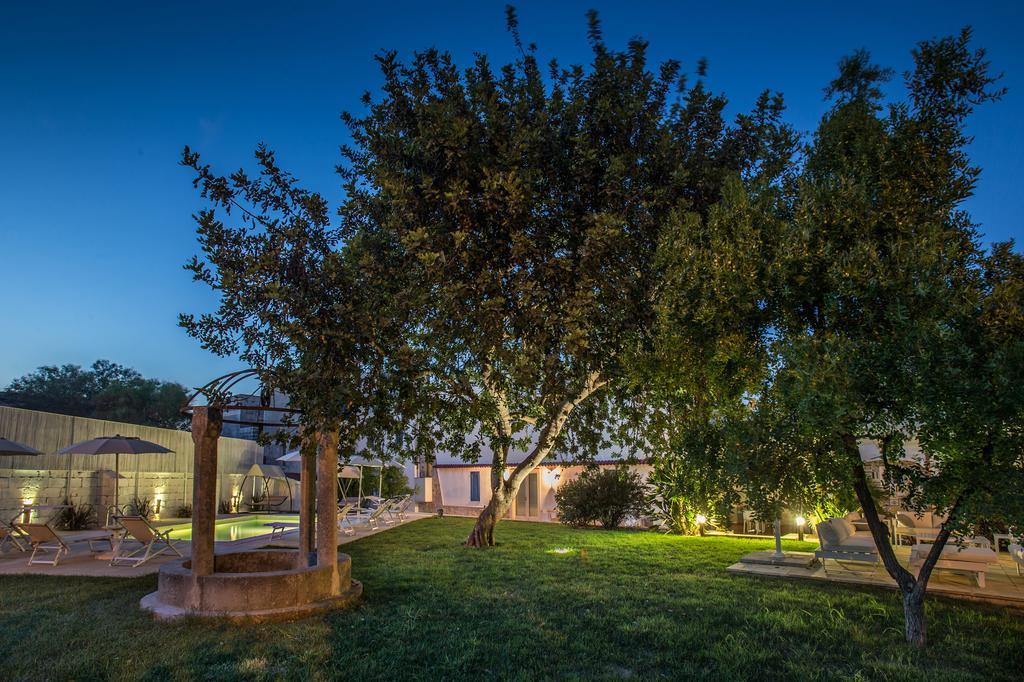 Li Pappi Antico Casale Bed & Breakfast Galatina Exterior photo