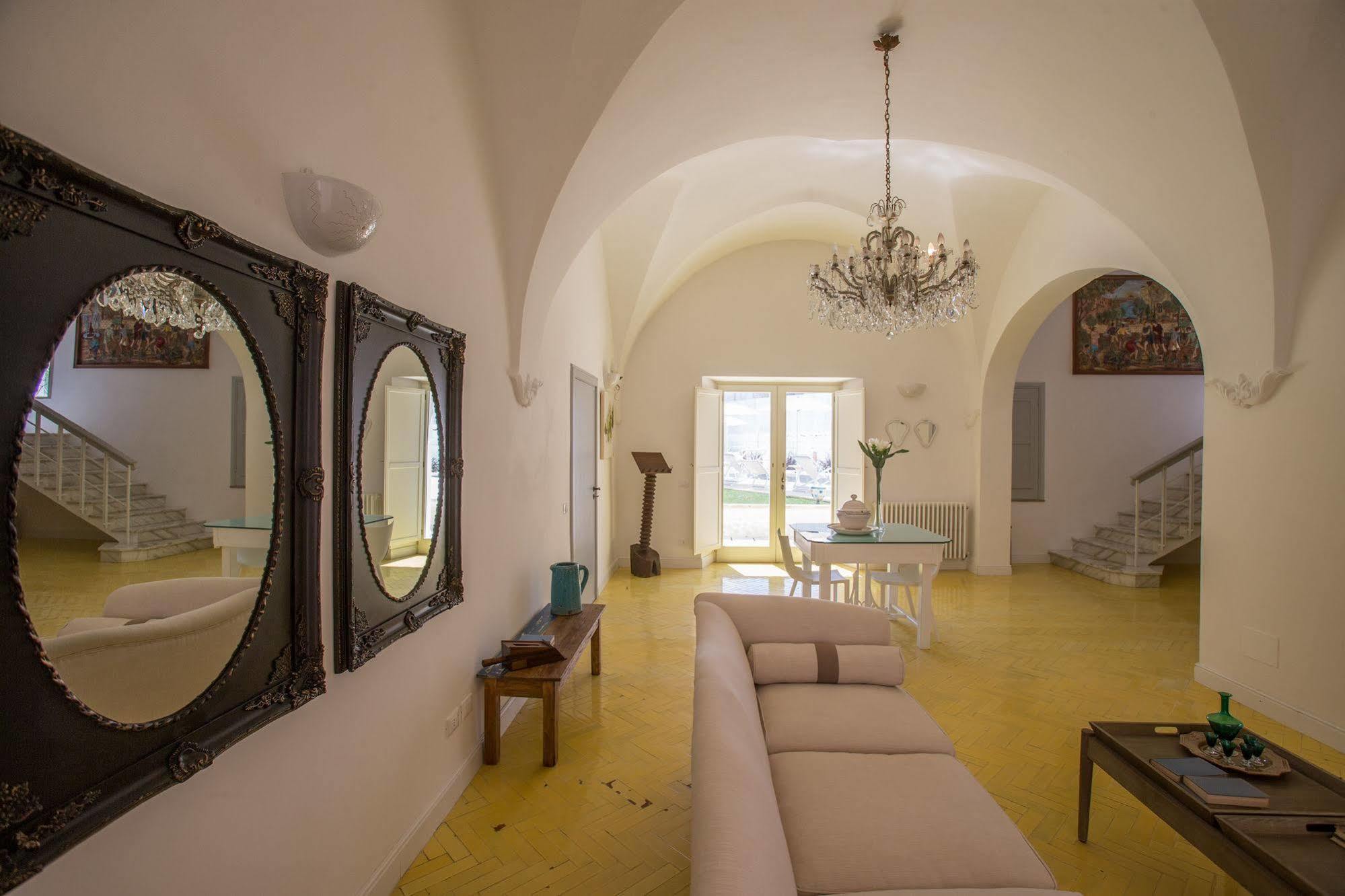 Li Pappi Antico Casale Bed & Breakfast Galatina Exterior photo